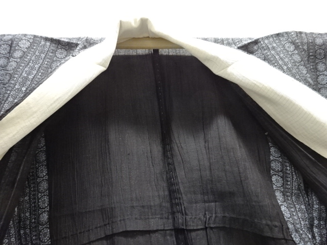  大正ロマン　縞に花更紗模様単衣着物